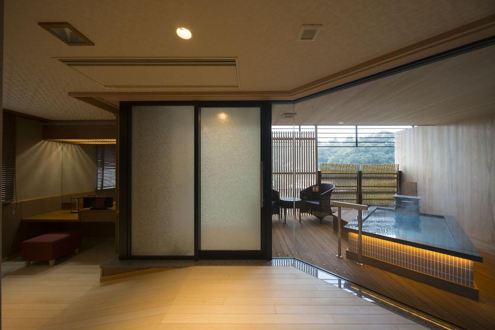 Tachibana Shikitei Hotel Kaga  Exterior photo