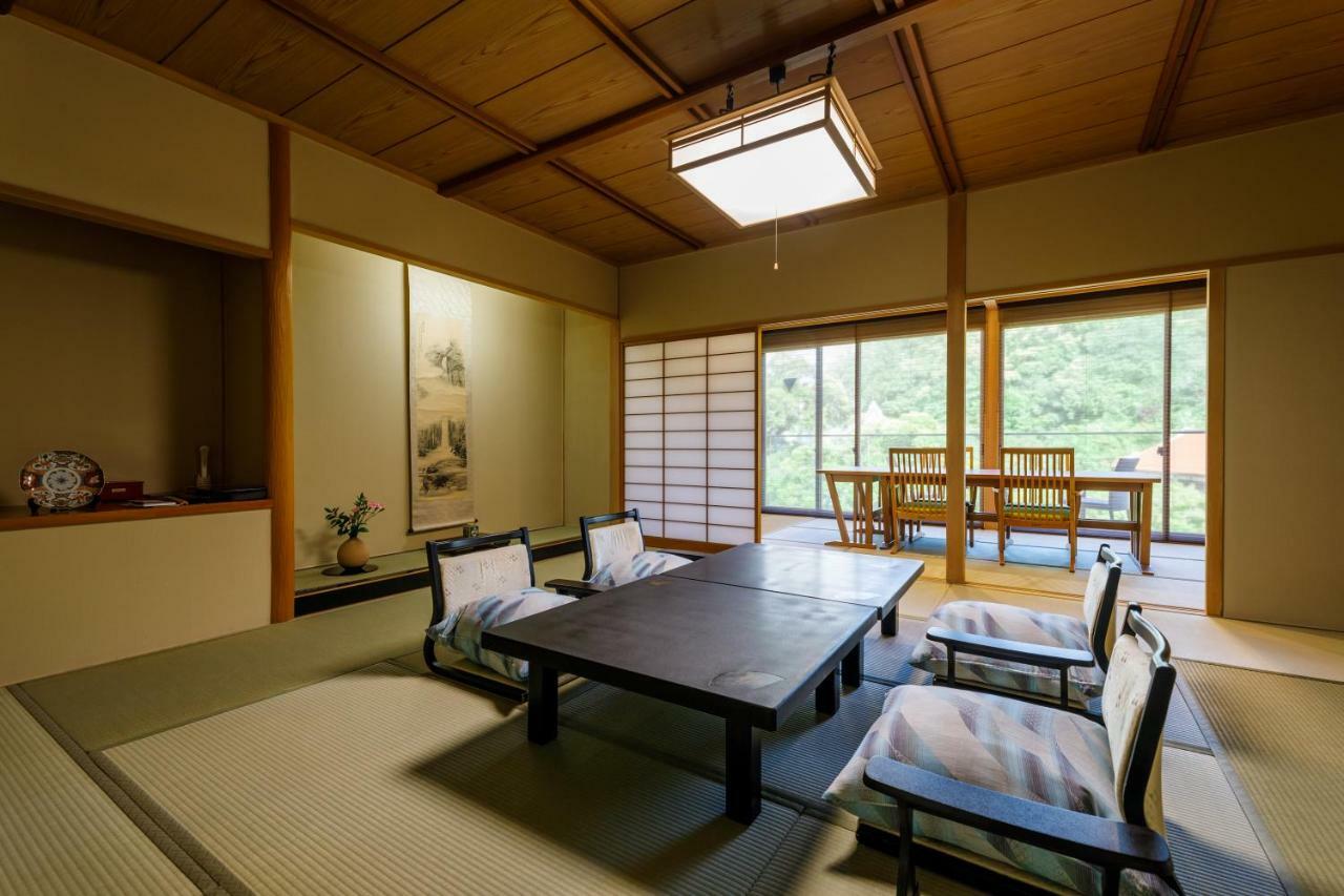 Tachibana Shikitei Hotel Kaga  Exterior photo